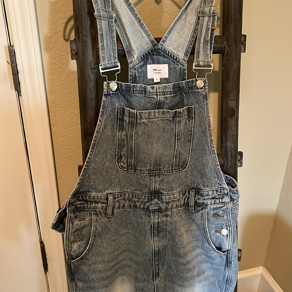 Vici Sean Pocketed Distressed Denim Overalls - Picture 4 of 4
